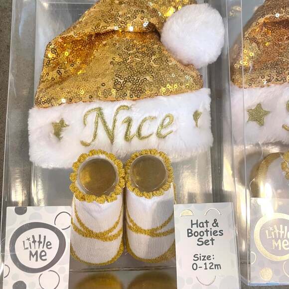Christmas Santa hat sock Gold Nice twins infants size 0-12 Mo New Box Gift sets - Picture 2 of 5
